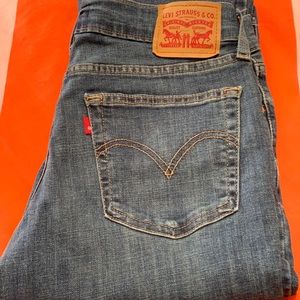 Levi’s Boyfriend crop leg jean